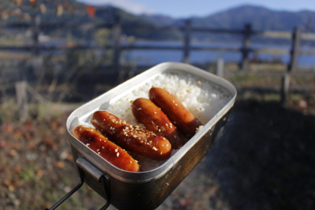 「ウィンナーガーリック飯」@河口湖（2025-11-03）